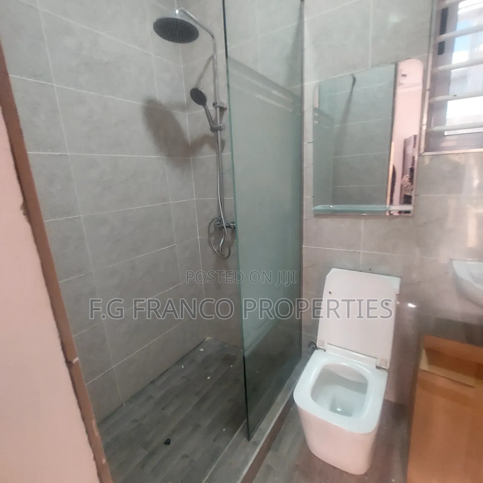 3bdrm House in Kg. Franco, Adjiriganor for sale