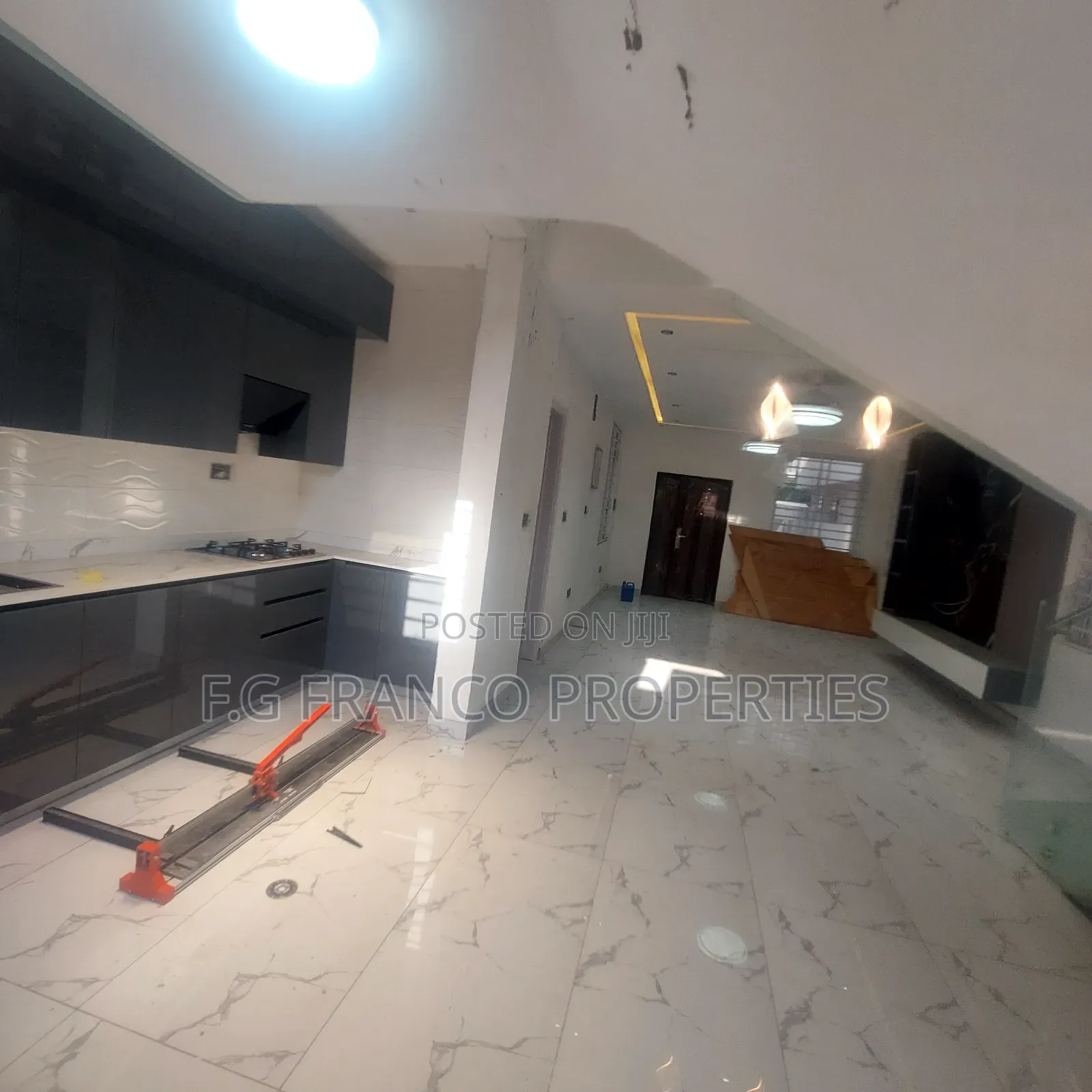 3bdrm House in Kg. Franco, Adjiriganor for sale