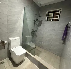4bdrm House in Kumasi Metropolitan for sale