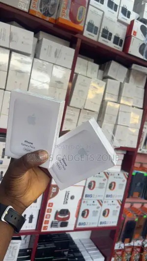 Apple Magsafe Battery Pack ( Power Bank)