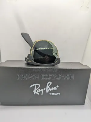 Foldable Ray-Ban Club Master
