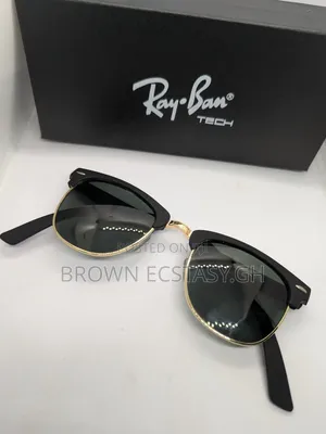 Foldable Ray-Ban Club Master