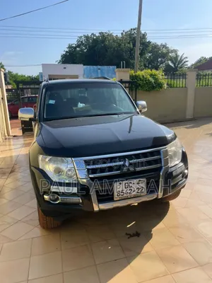 Mitsubishi Pajero V90 2.8 GLS/GLX 2017 Black