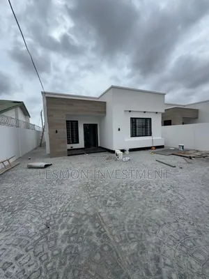 3bdrm House in Spintex for sale