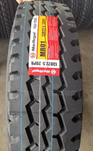 13r22.5 Tire Macroyal Heavy Duty Tyre