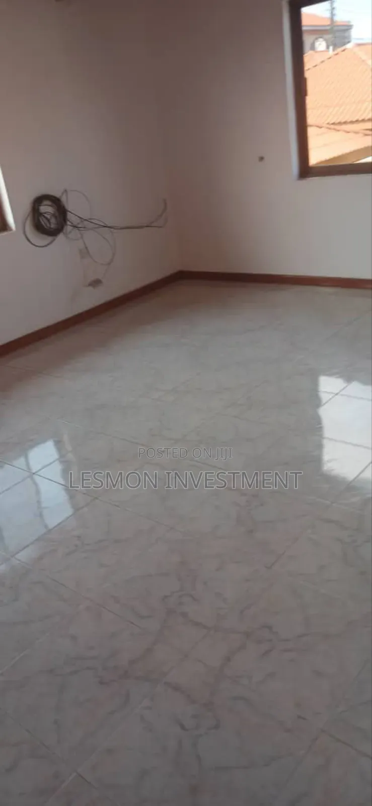 4bdrm Duplex in Spintex for rent