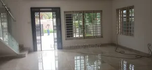 3bdrm Duplex in Spintex for sale