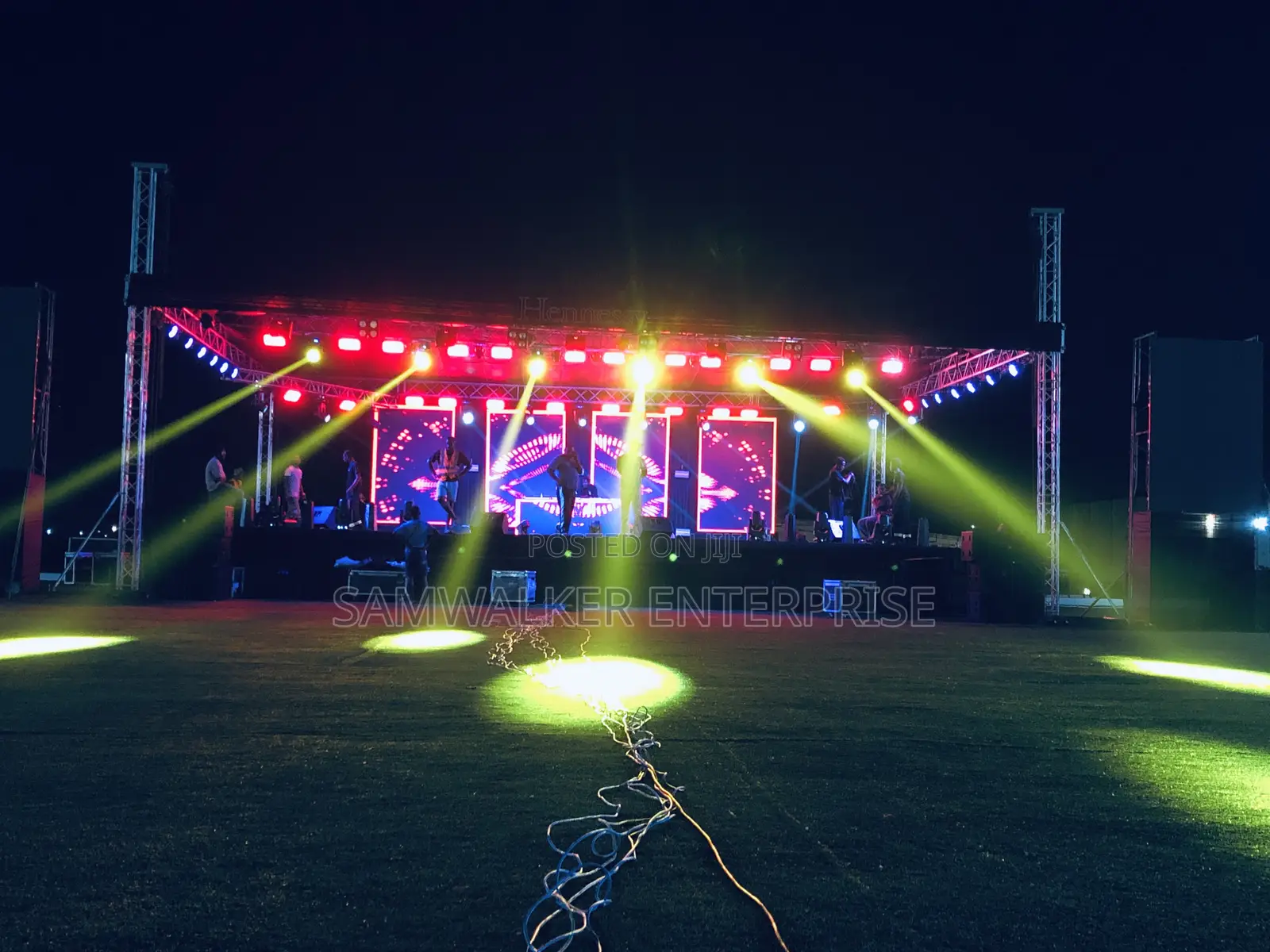 Stage Lighting and Led Screen Rental Services and All Kinds of Design