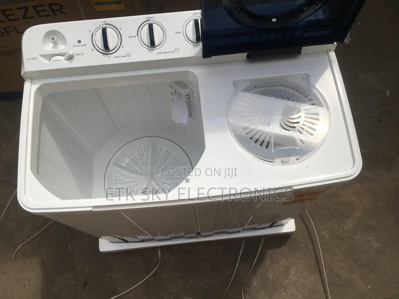 TCL 10.5kg Twintub Washingmachine Semi Auto
