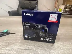 Powershot Sx740 a Retro Companion for Every Journey