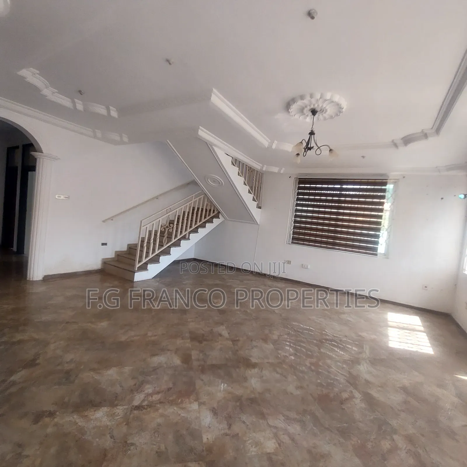 7bdrm House in Kg Franco Properties, Spintex for rent