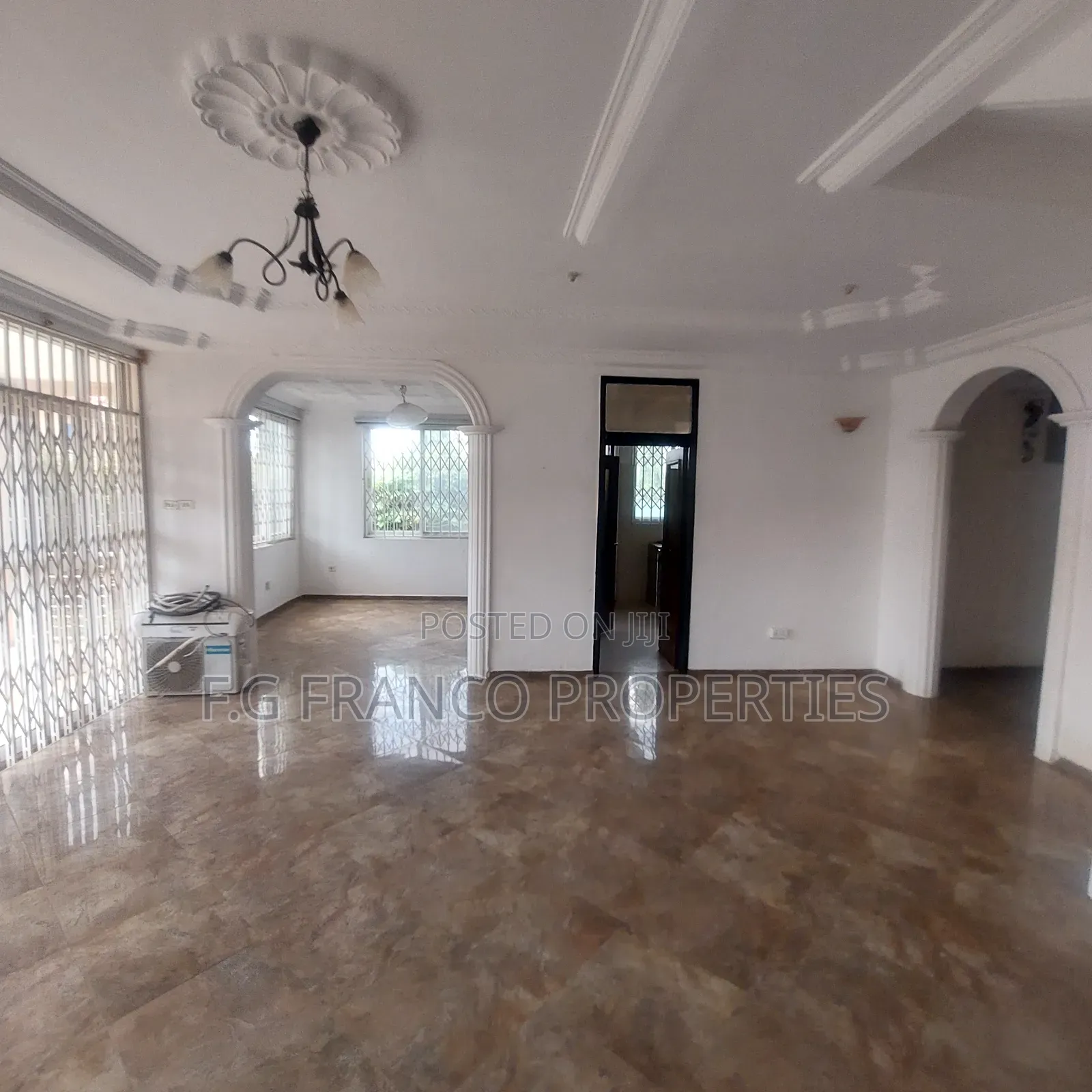 7bdrm House in Kg Franco Properties, Spintex for rent