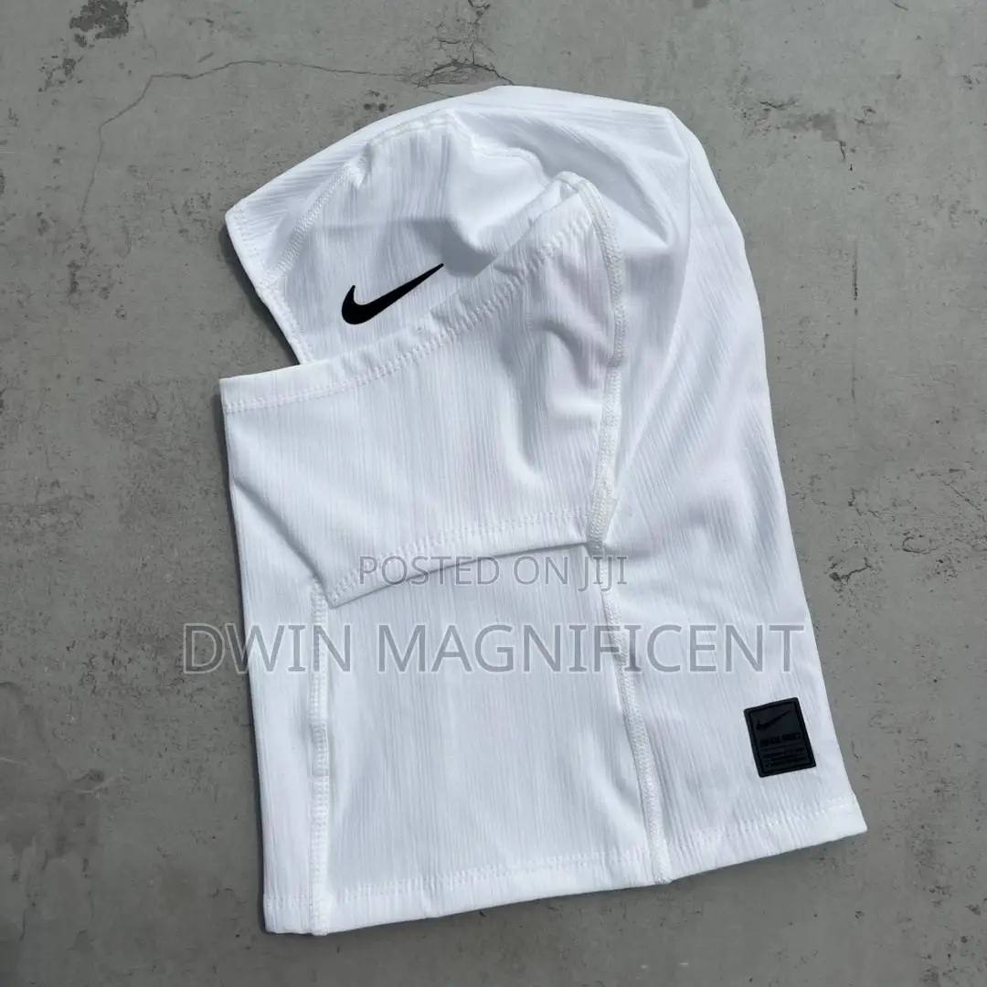 Nike Pro Hyperwarm Ski Mask Hood