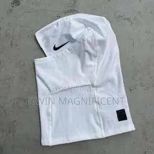 Nike Pro Hyperwarm Ski Mask Hood
