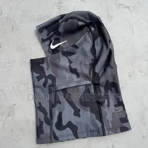Nike Pro Hyperwarm Ski Mask Hood