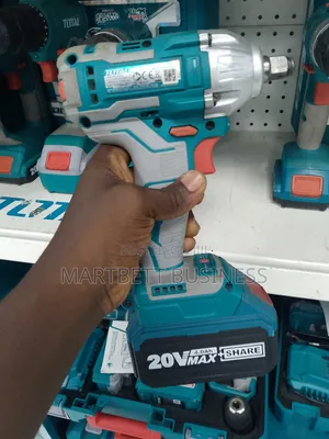 Impact Wrench Chargeable Machine