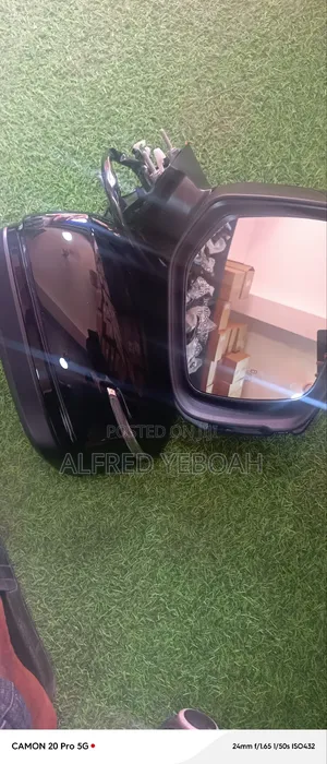 Toyota Land Cruiser 2022-2025 Mirror Sensor