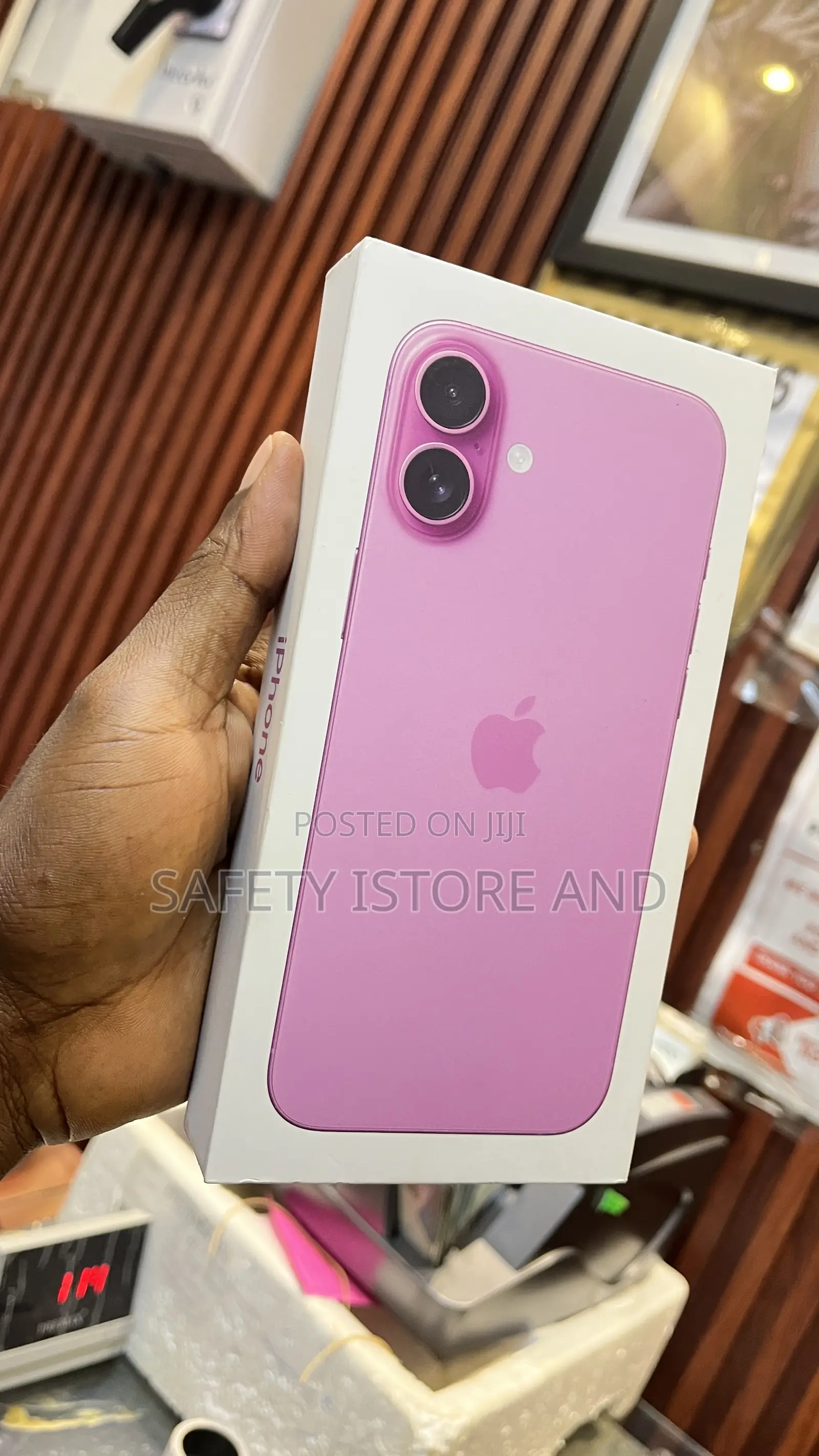 New Apple iPhone 16 Plus 128 GB Pink