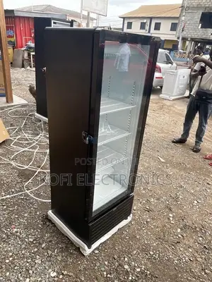 Tcl 325l Breezemaster Upright Showcase Fridge