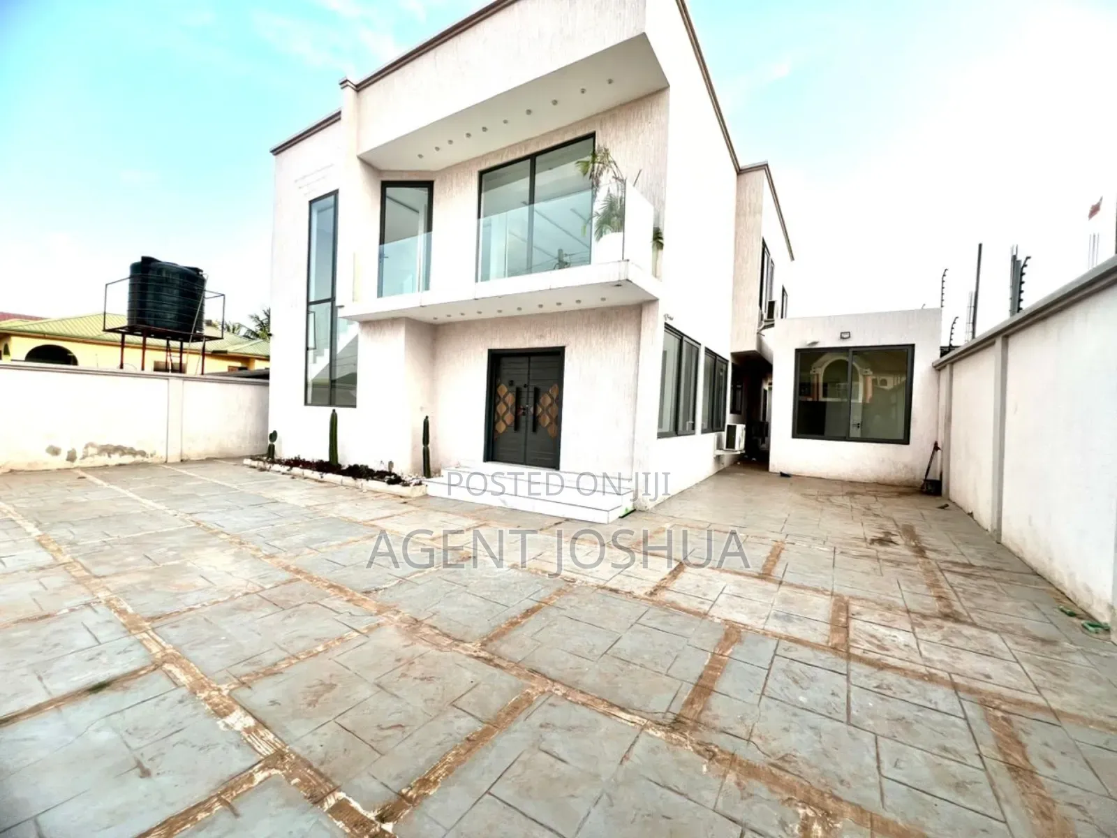 4bdrm House in East Legon for sale