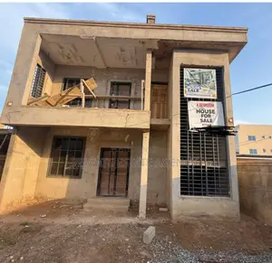 4bdrm House in Pokuase for sale