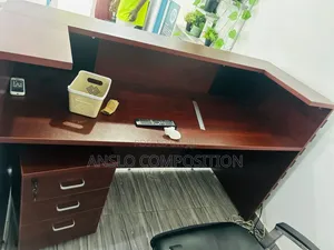 Administrative Reception Desk