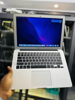Laptop Apple MacBook Air 2017 8GB Intel Core i5 SSD 128GB