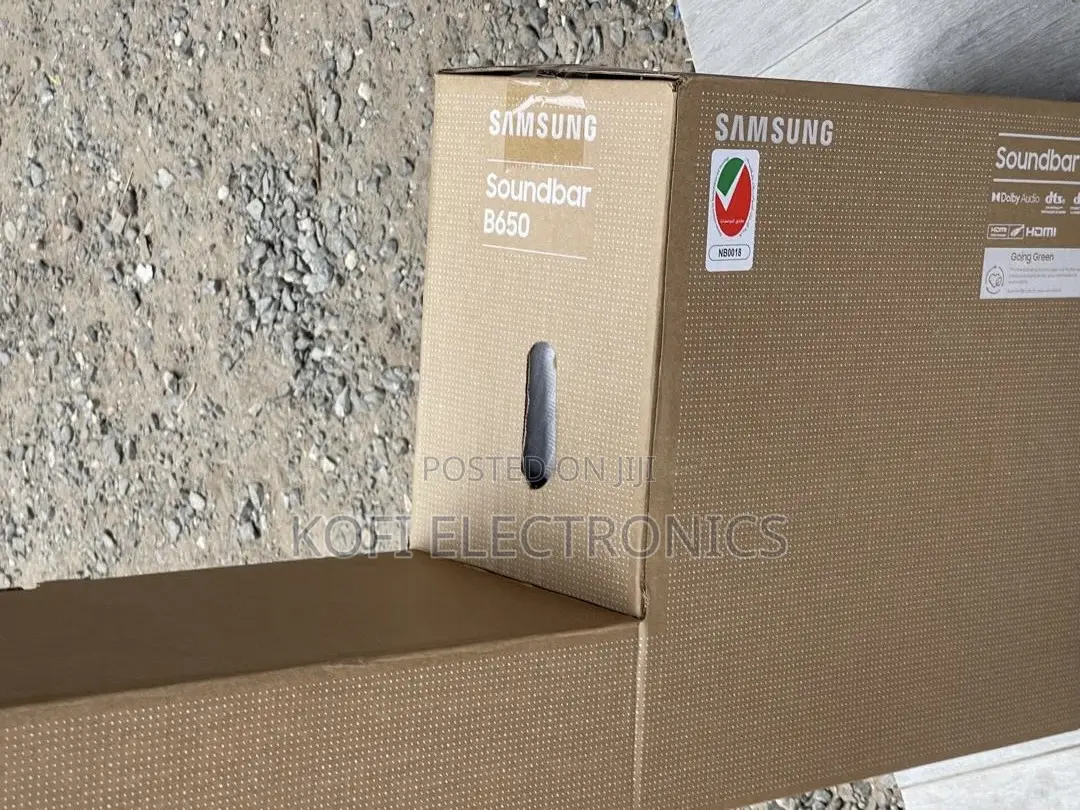 B650 Samsung Soundbar Gargantuan Sound, Modern Elegance