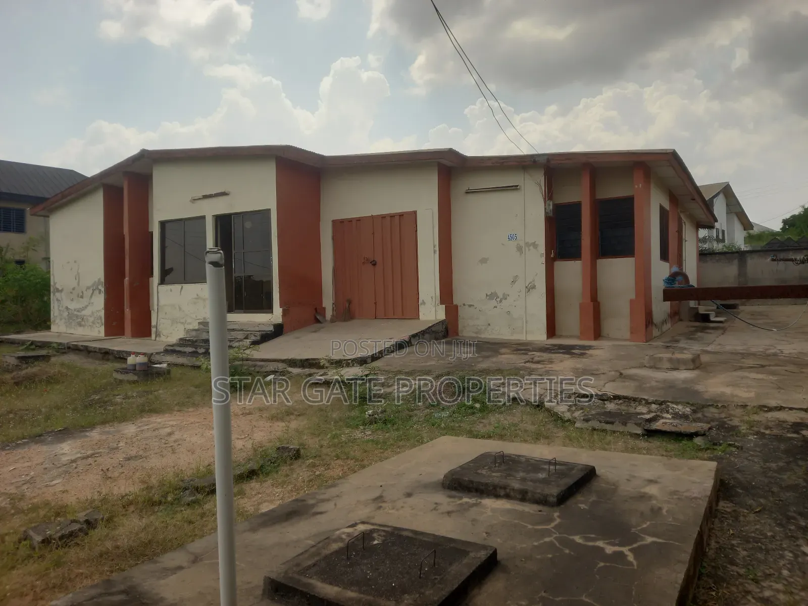 4bdrm House in Kwabre for sale