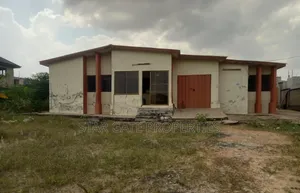 4bdrm House in Kwabre for sale