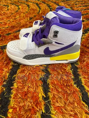 Nike Sneaker