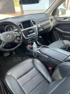 Mercedes-Benz M Class ML350 4MATIC 4dr SUV AWD (3.5L 6cyl 7A) 2015 Gray