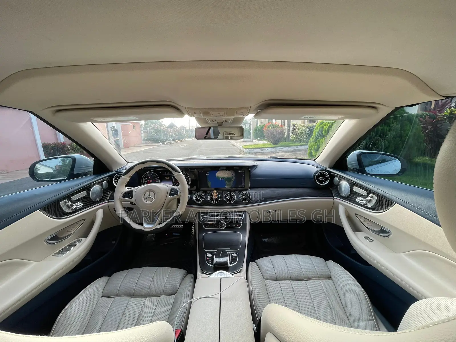 Mercedes-Benz E400 2018 White
