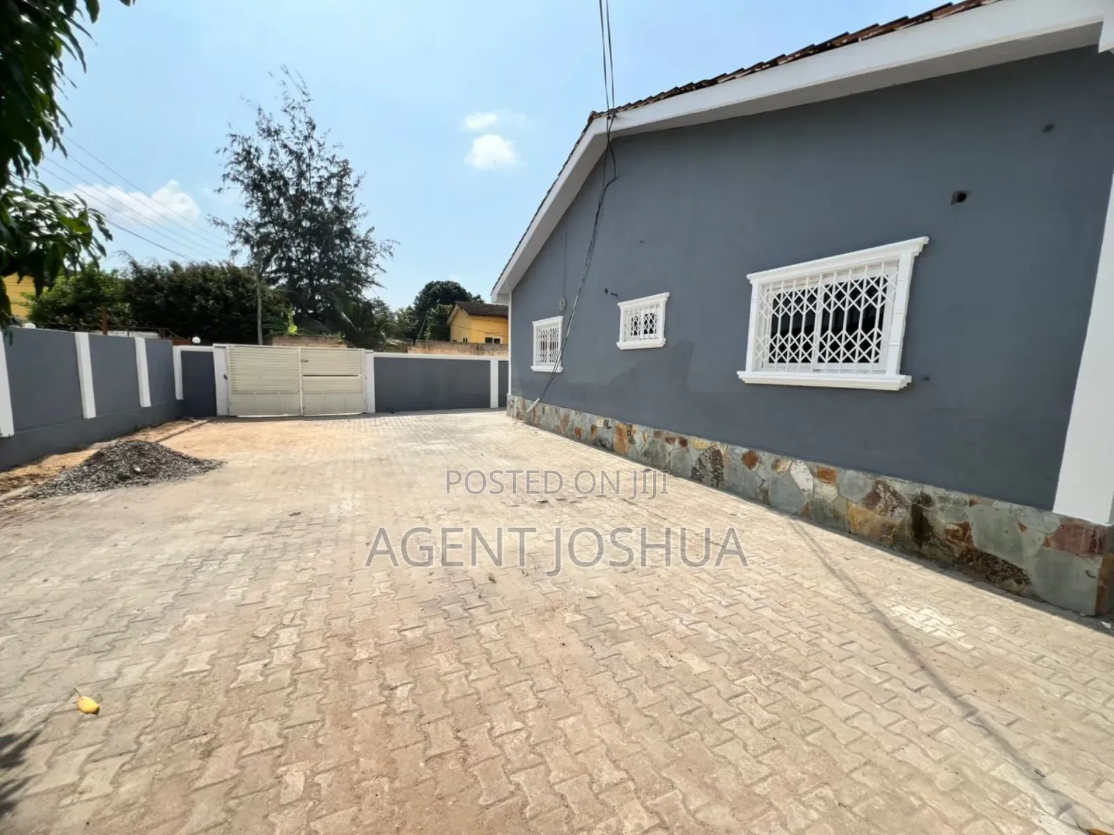 4bdrm House in Manet Court Estate for rent