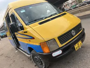 Volkswagen LT 2004 Yellow