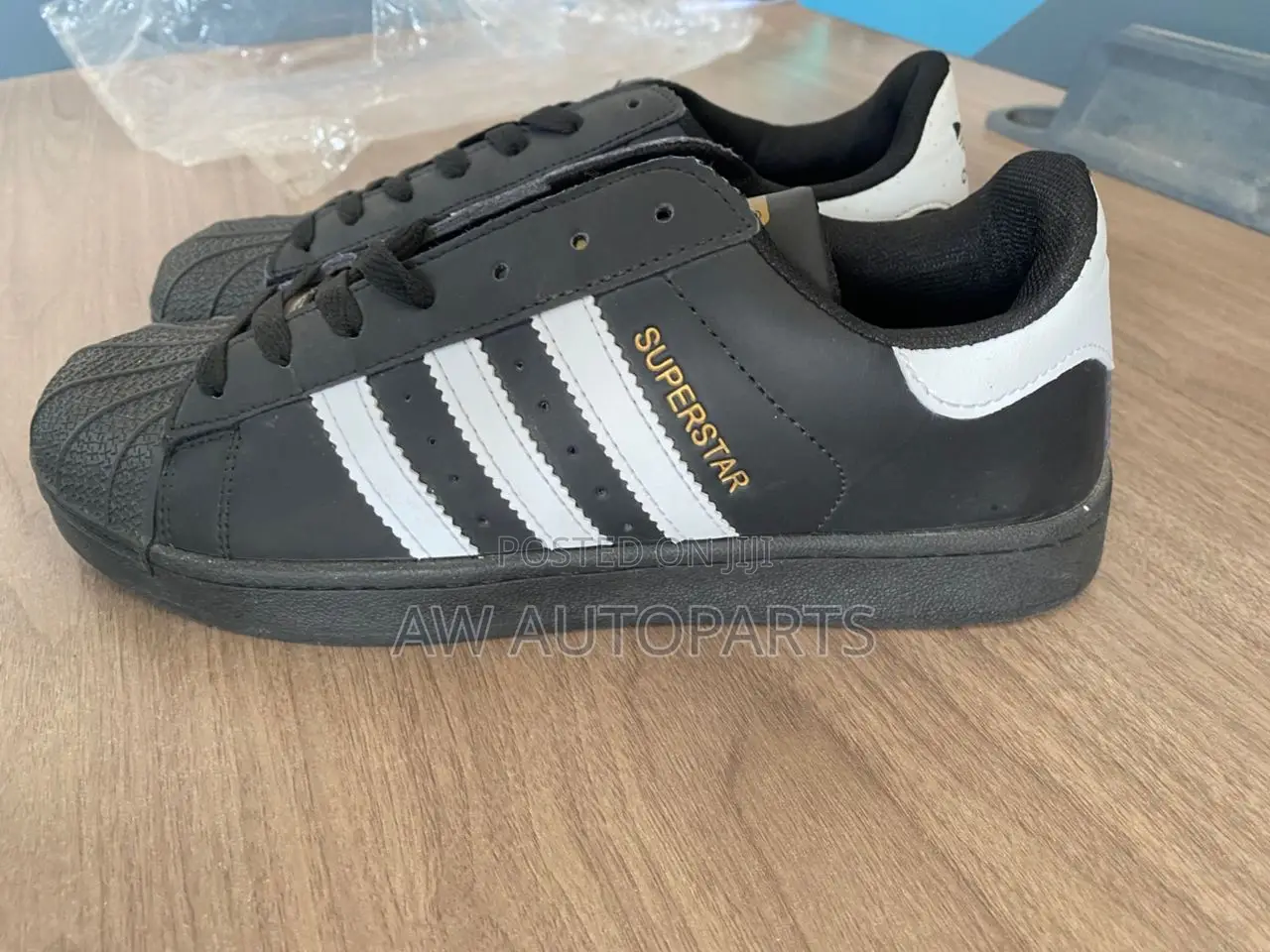 Adidas Superstar