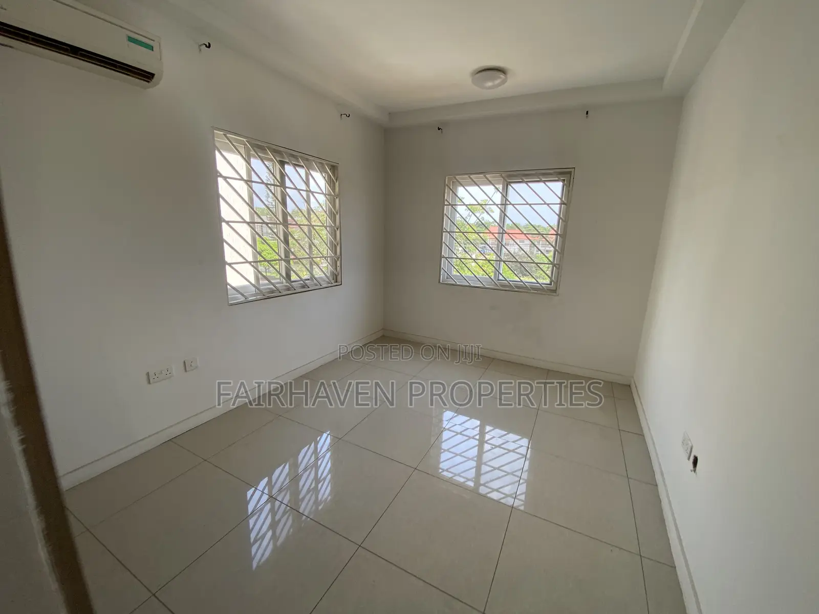 4bdrm Townhouse/Terrace in East Airport for sale