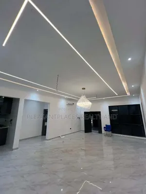 3bdrm House in Pleasantplaces, East Legon for sale