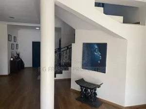 5bdrm House in Kg Franco Properties, Oyarifa Mall Area for sale