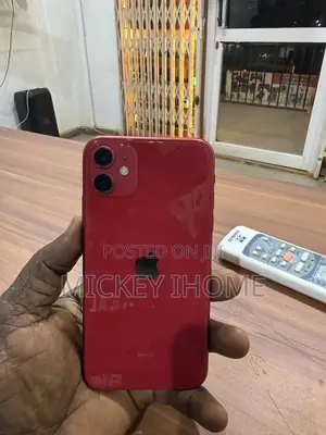 Apple iPhone 11 64 GB Red