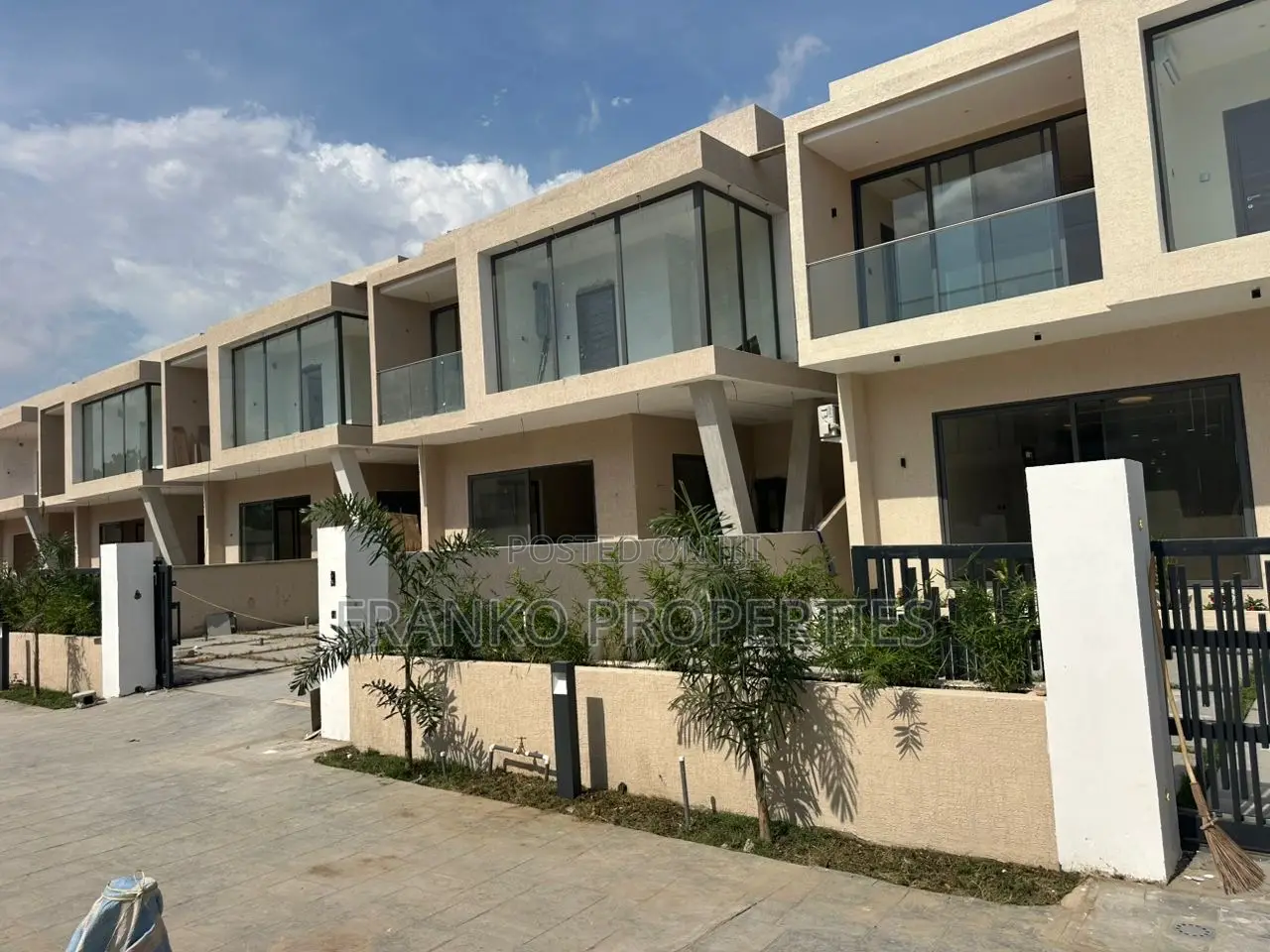 4bdrm House in Franko Properties, School Junction for sale