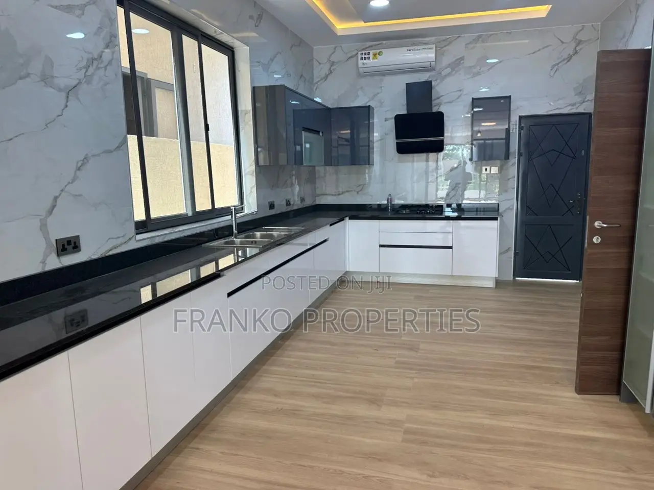 4bdrm House in Franko Properties, School Junction for sale