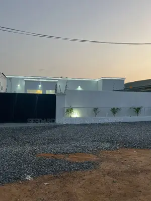 3bdrm House in Amasaman for sale