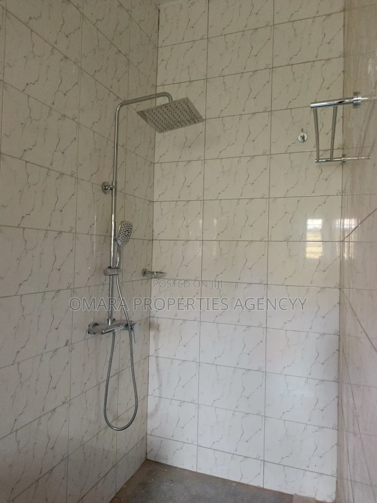 2bdrm Apartment in Dome, Kwabenya for rent