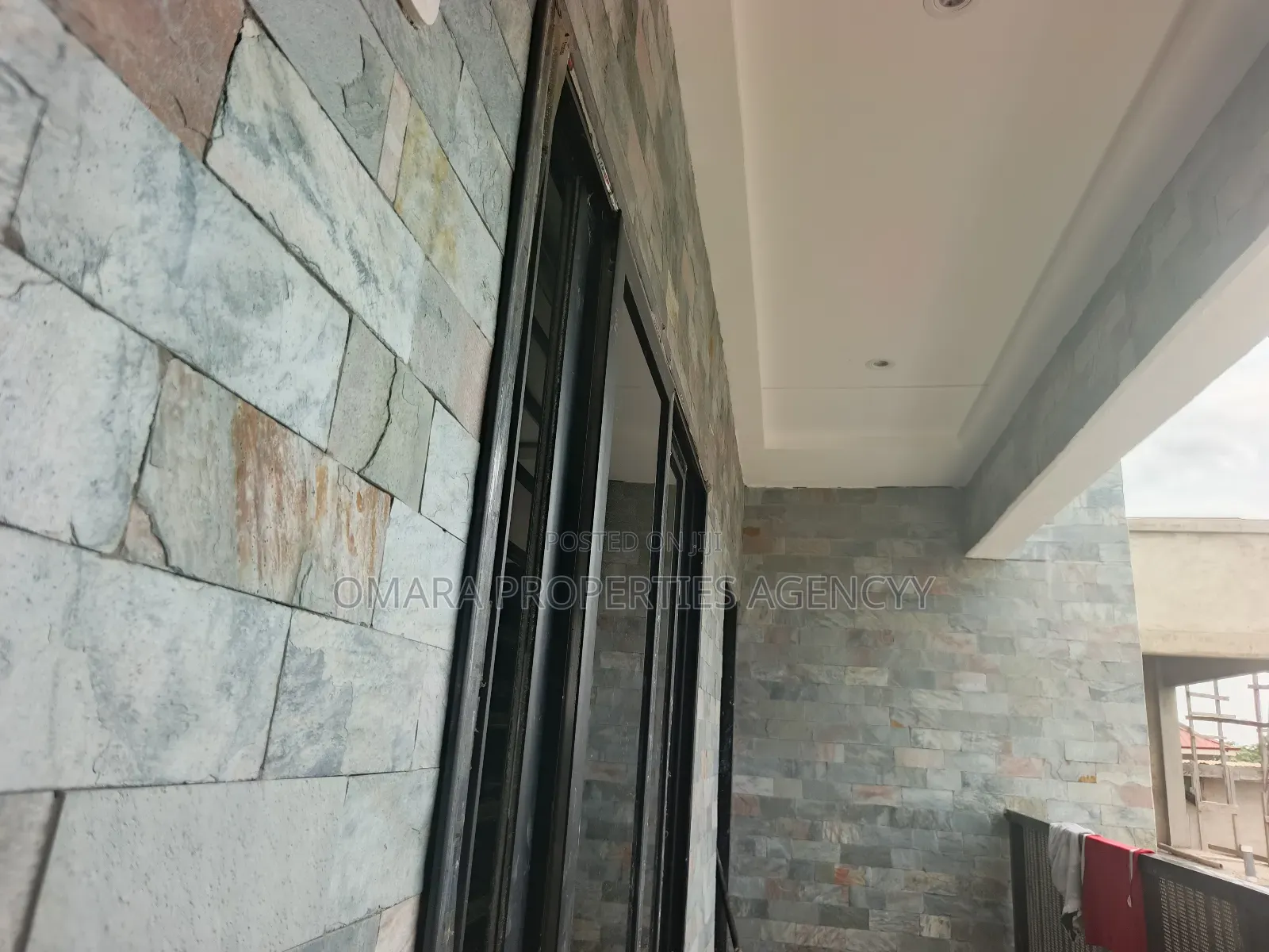 2bdrm Apartment in Dome, Kwabenya for rent