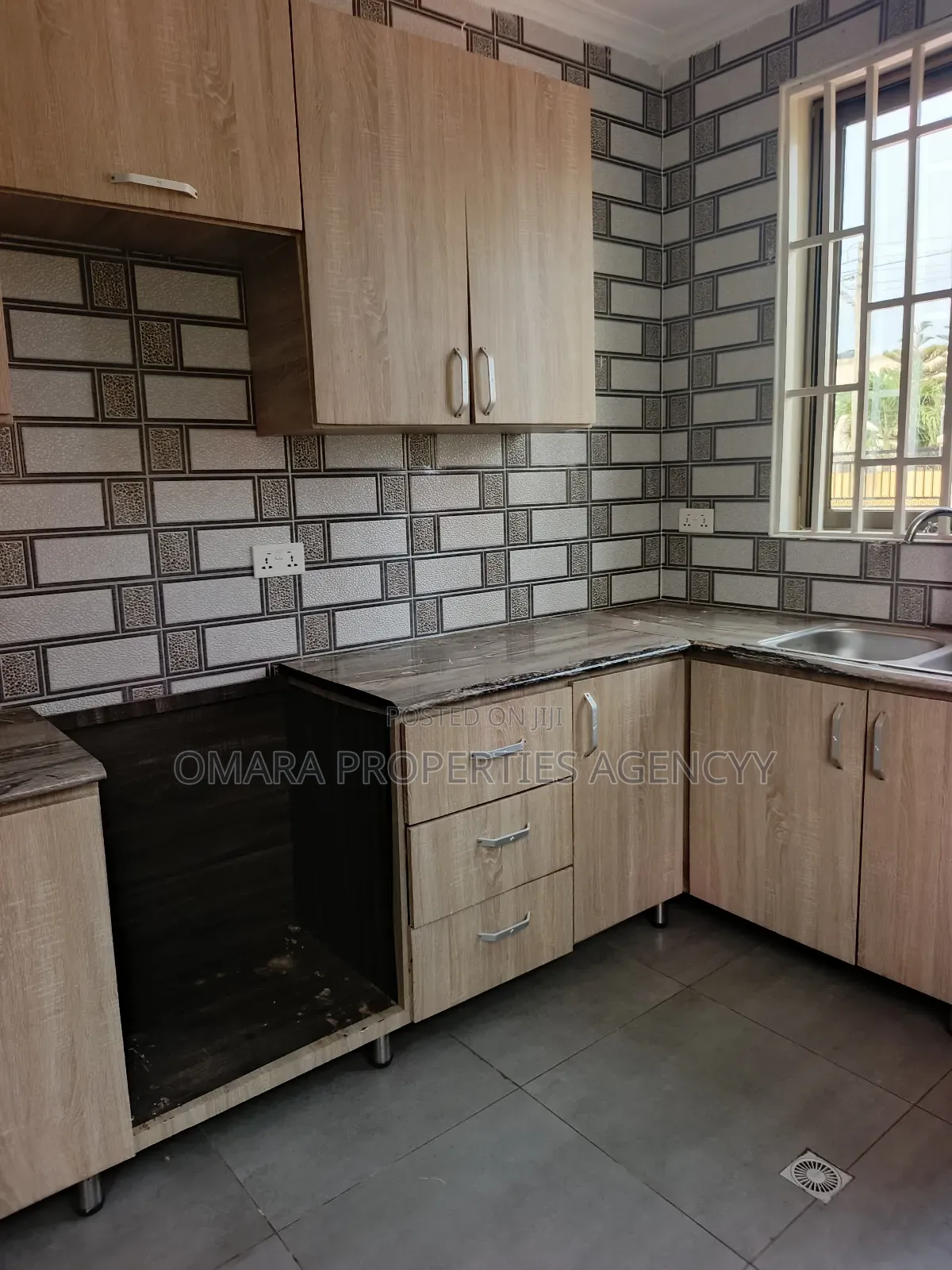 2bdrm Apartment in Hills2, Achimota for rent