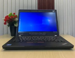 Laptop Lenovo 4GB Intel Core i3 HDD 320GB