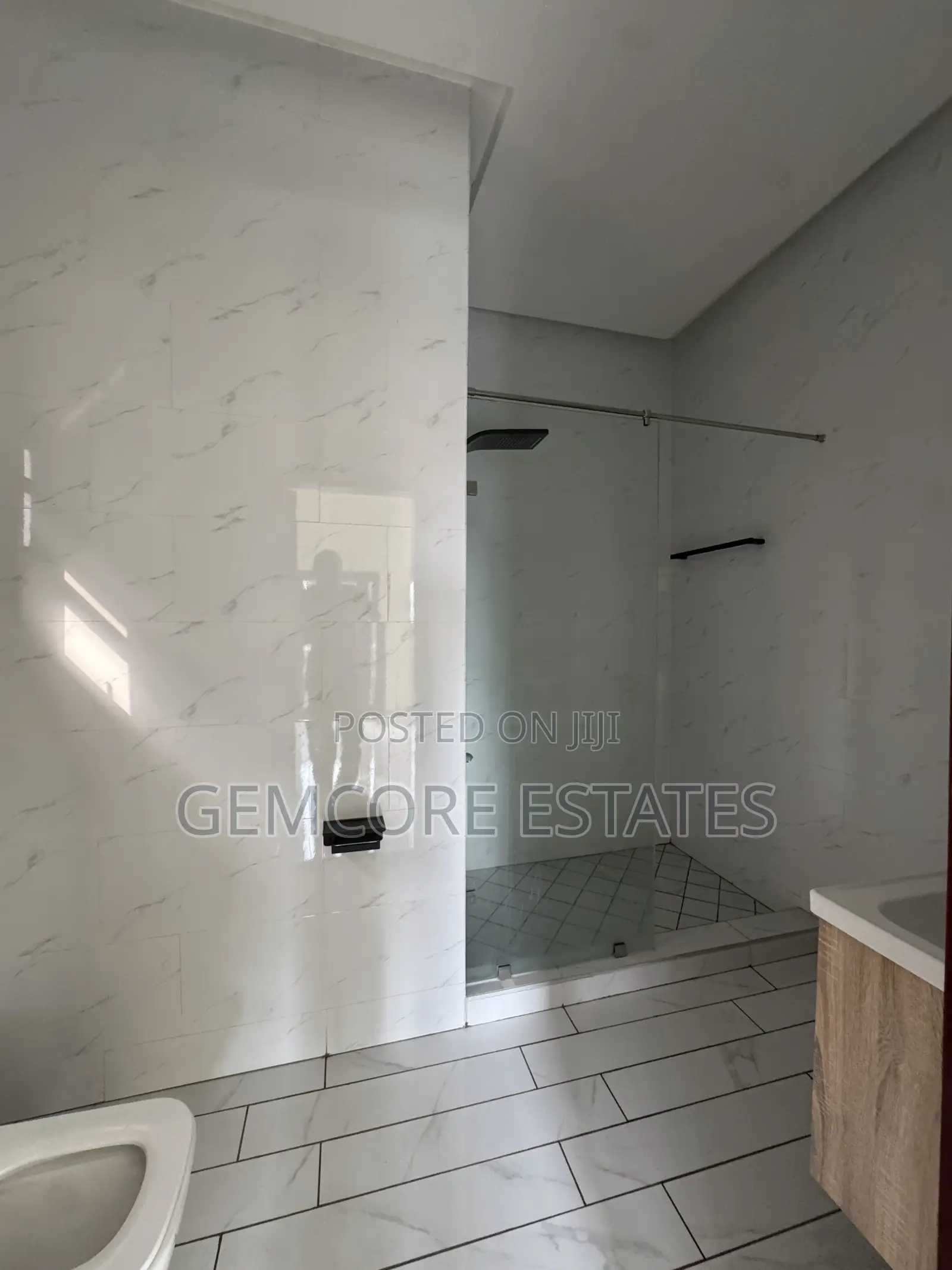 4bdrm House in East Legon Hills for rent