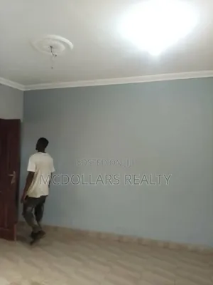 Neat Chamber and Hall Apartment for Rent, Kwashieman