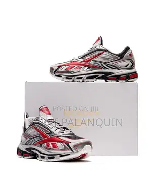 Reebok Road Ultra